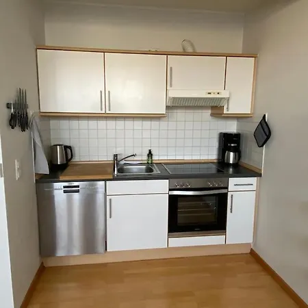 Grosszuegige, Zentrale Ferienwohnung In Leer Exterior photo