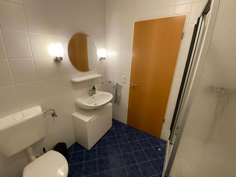 Grosszuegige, Zentrale In